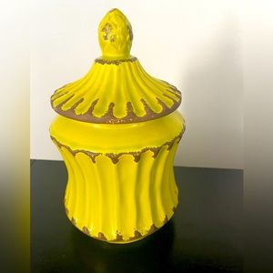 Home Accents - ceramic jar